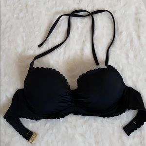 Black scallop bikini top